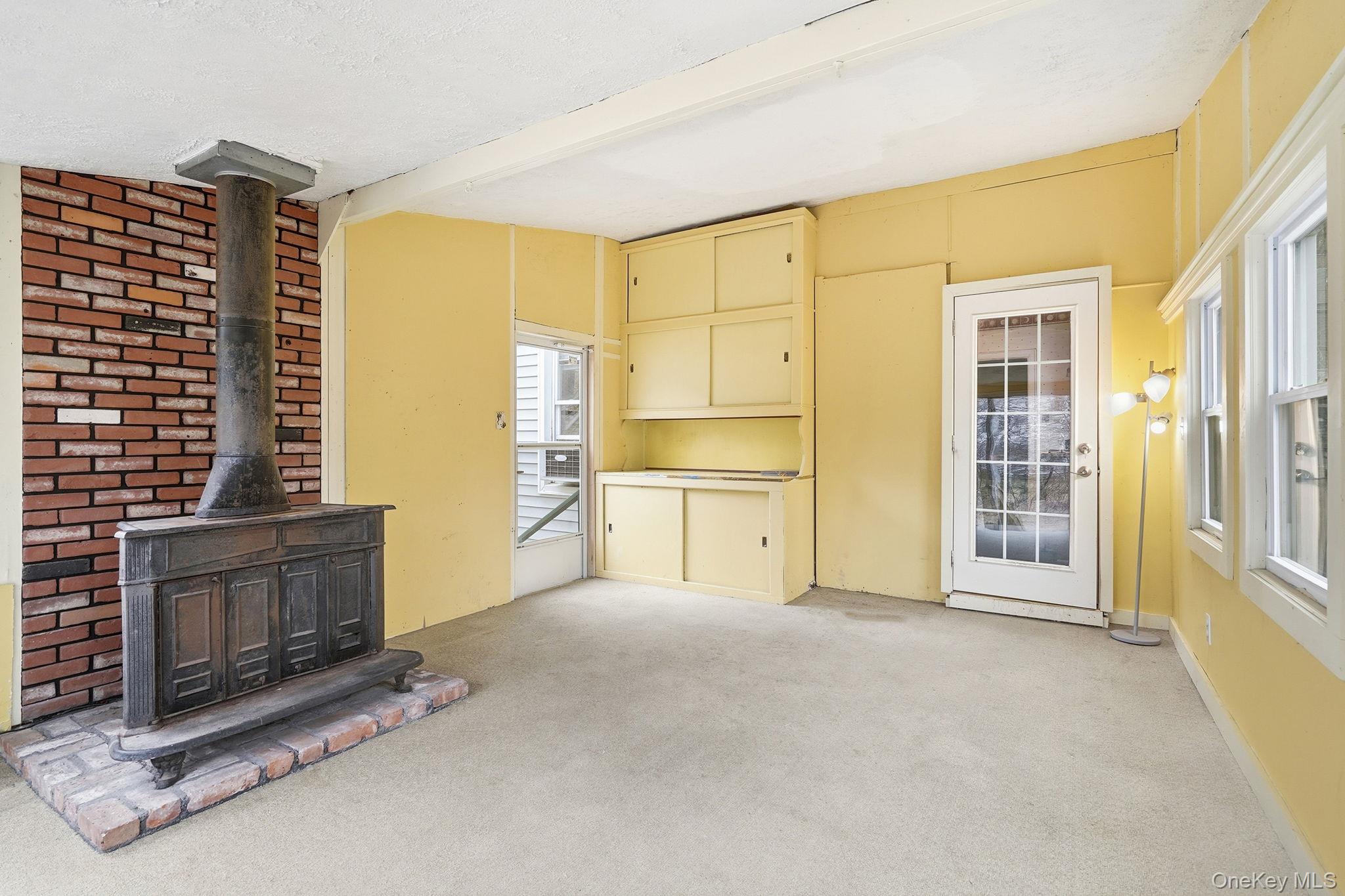 33 Mountain Road Irvington, NY 10533 - Photo 19 of 38