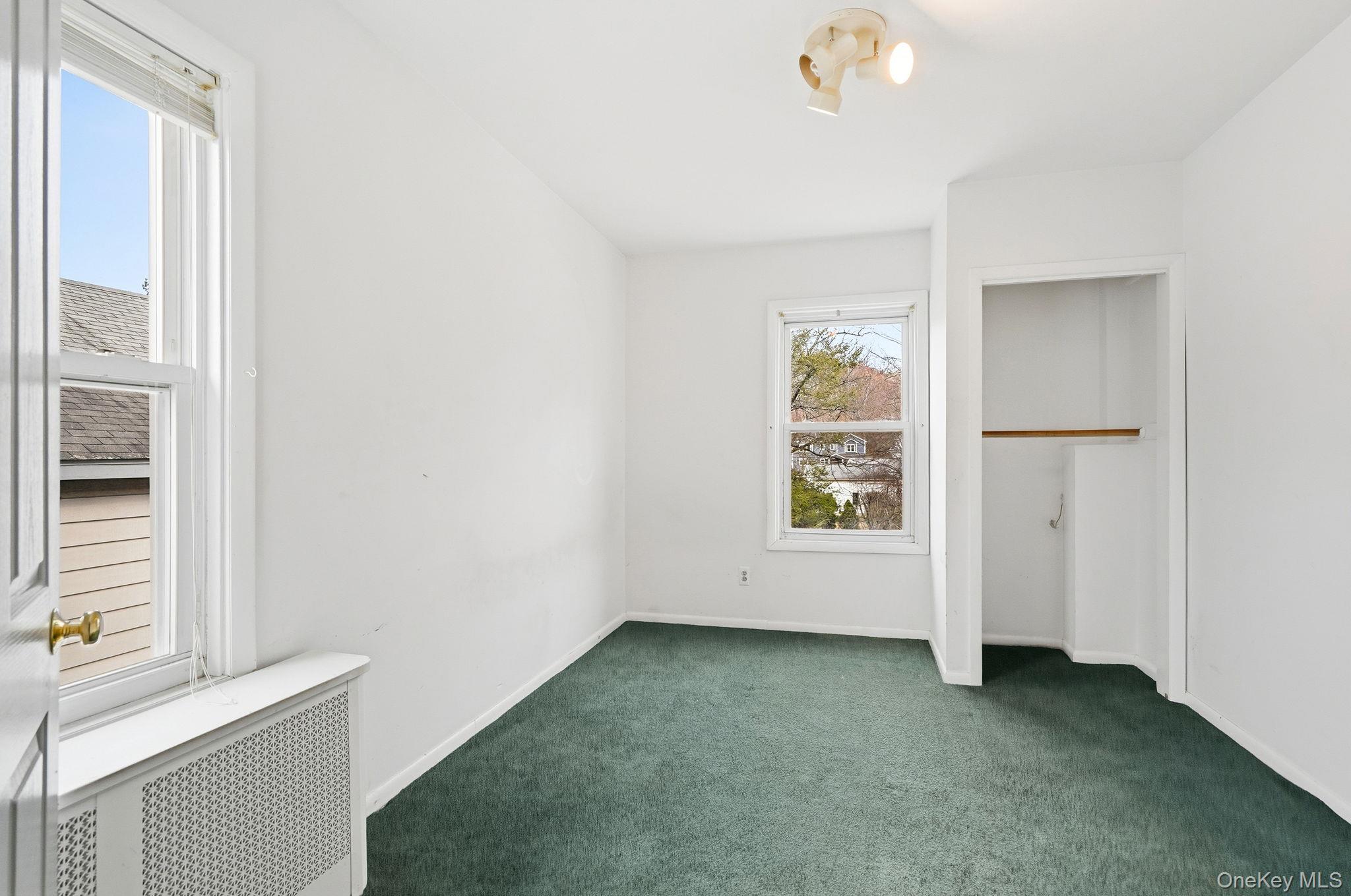 33 Mountain Road Irvington, NY 10533 - Photo 20 of 38