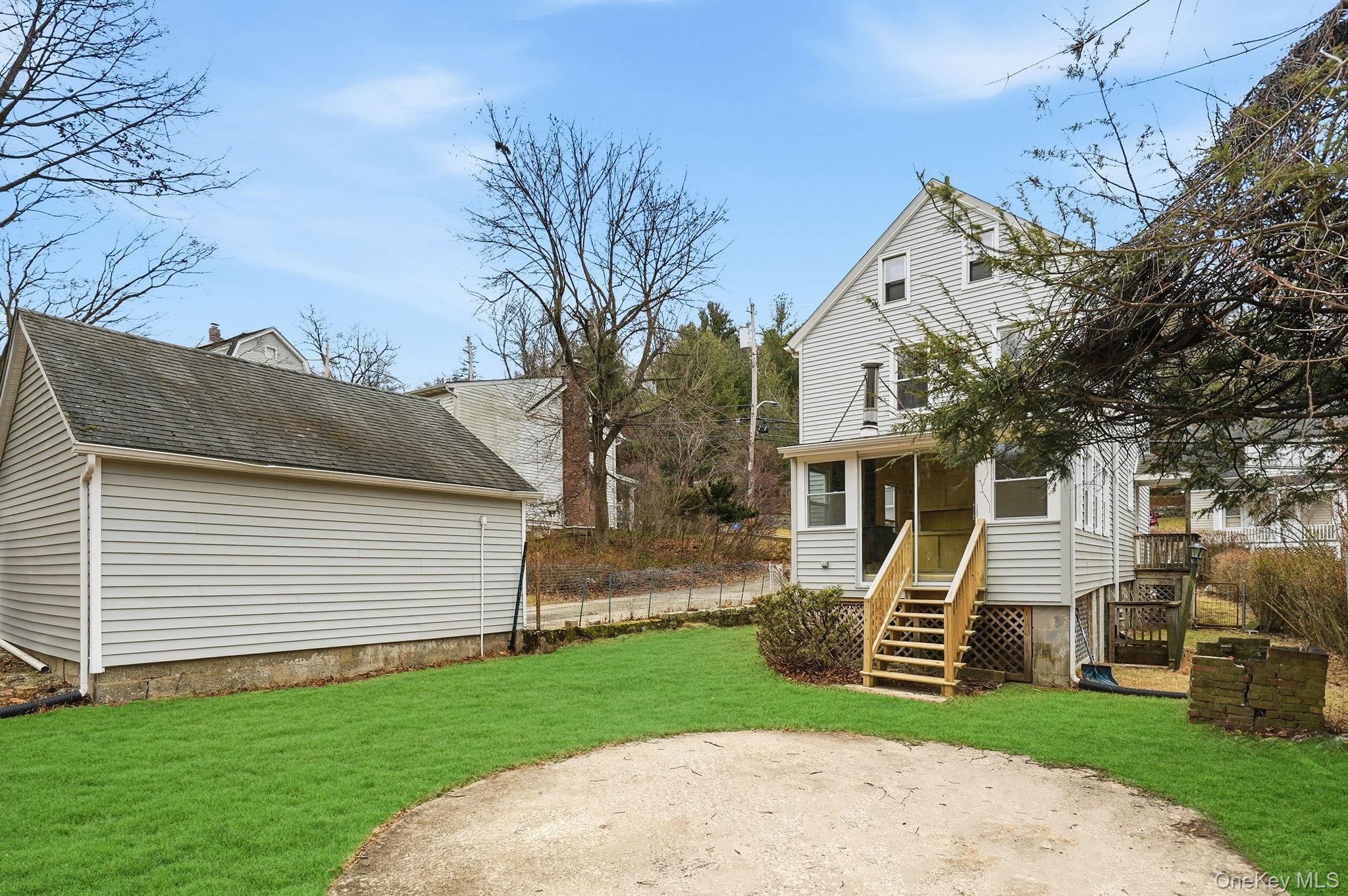 33 Mountain Road Irvington, NY 10533 - Photo 35 of 38