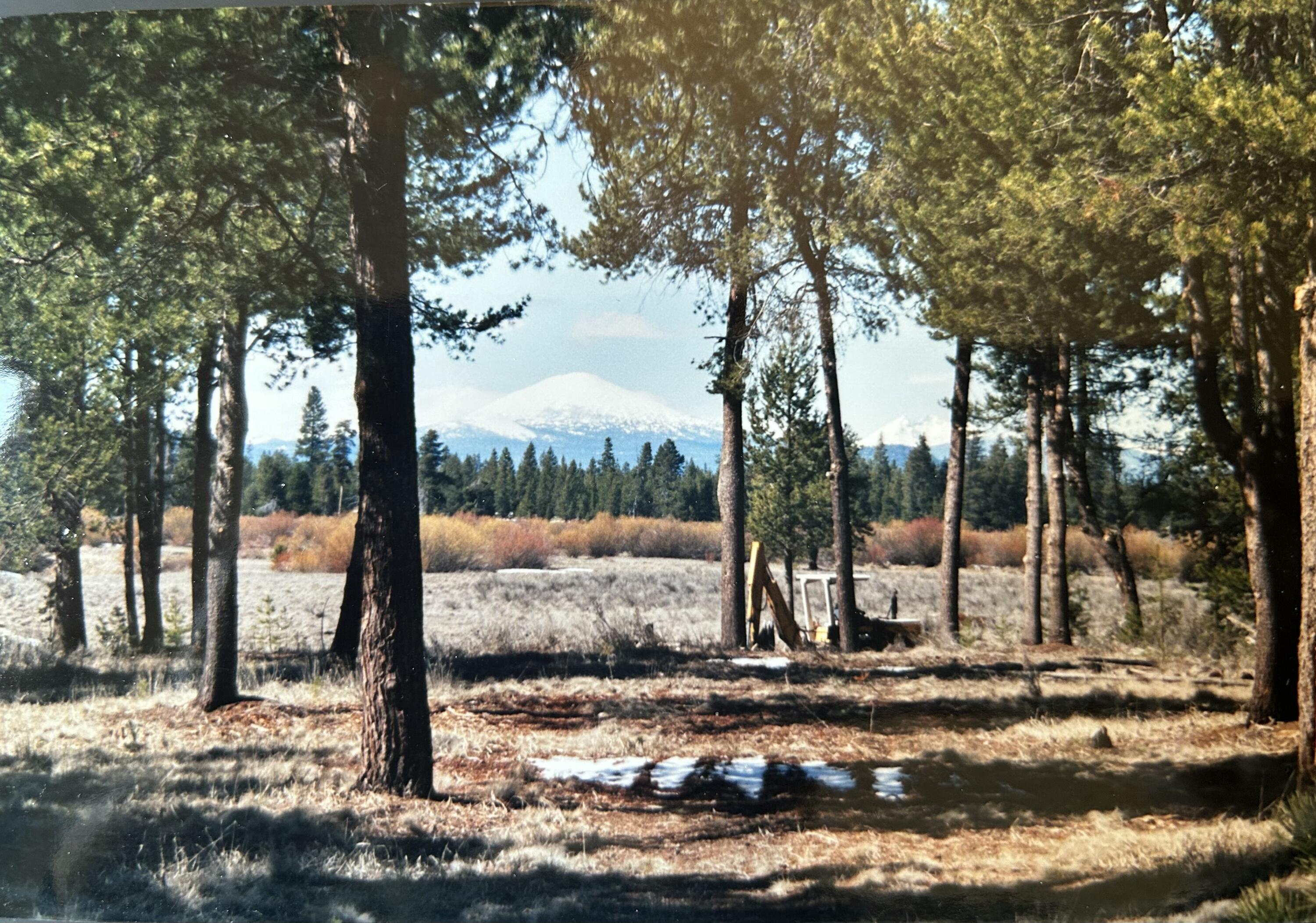 52485 Huntington Road La Pine, OR 97739 - Photo 1 of 5