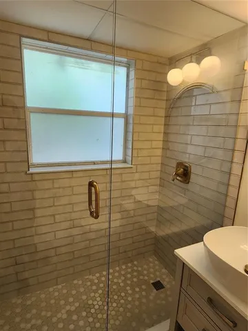 $2,500 | 565 Golden Gate Point, Unit 1, Sarasota, FL 34236