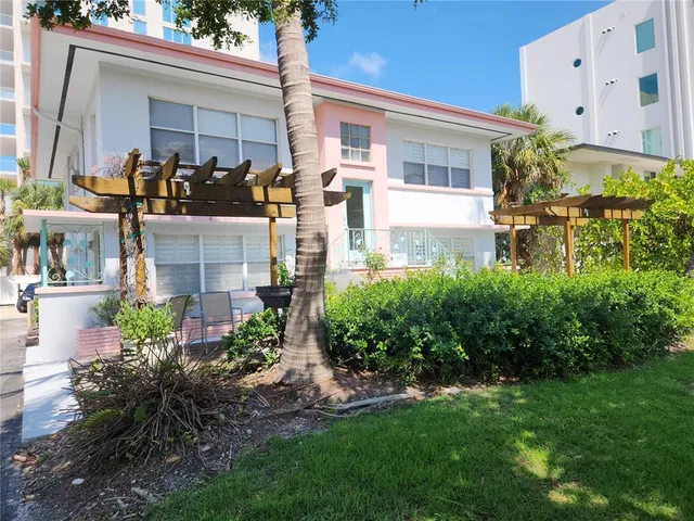 $2,500 | 565 Golden Gate Point, Unit 1, Sarasota, FL 34236