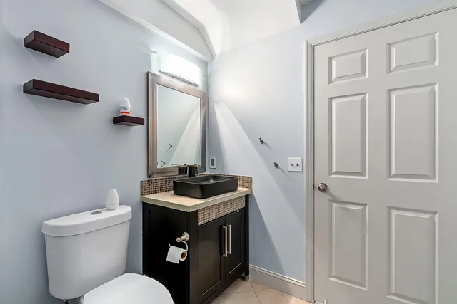 $274,900 | 326 West Pine Street, Lantana, FL 33462