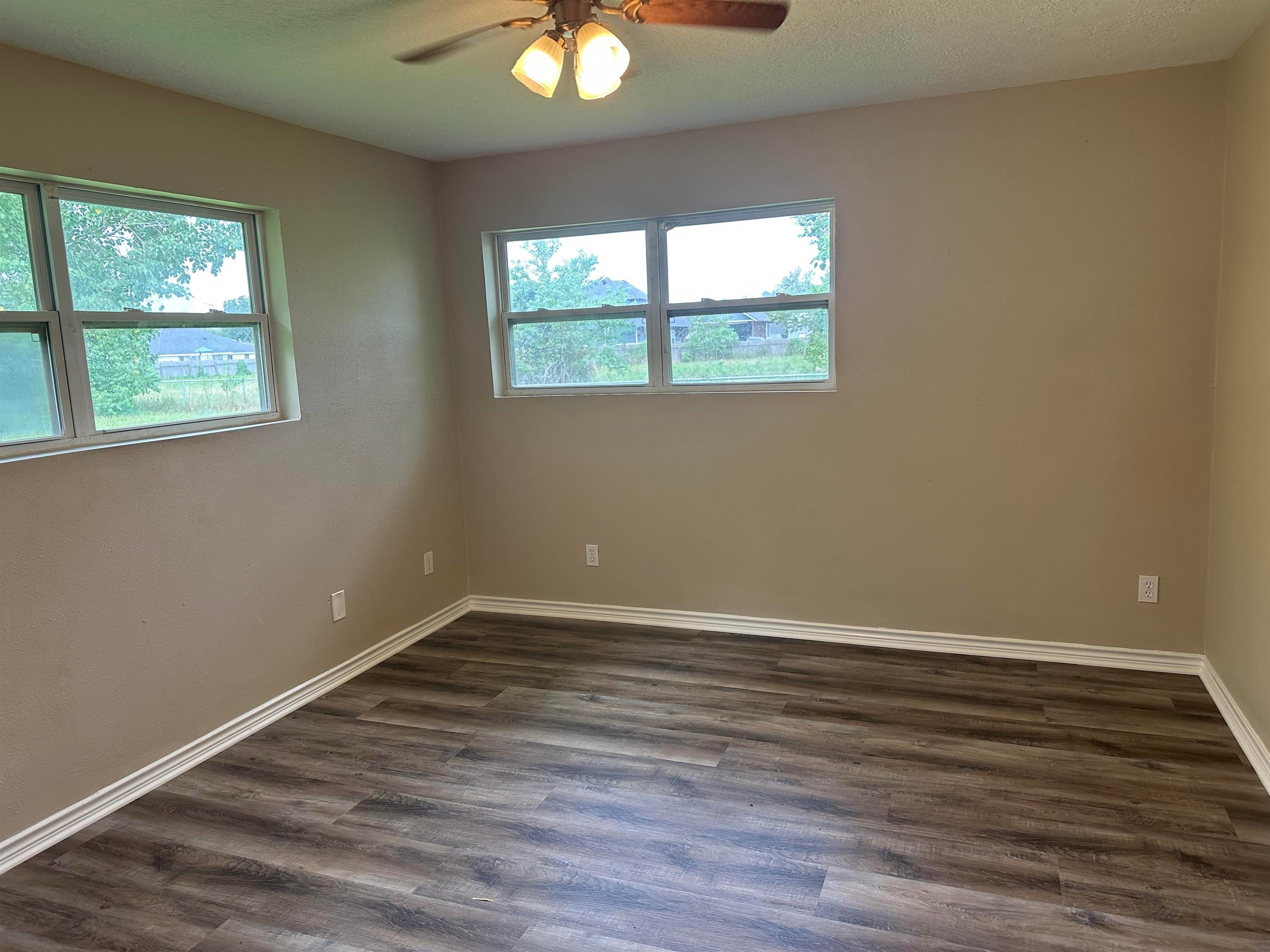 495 Rachal Avenue Bridge City, TX 77611 - Photo 5 of 21 Gallery Image 5