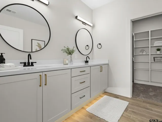 $321,000 | 16525 Crossing Circle, Lindale, TX 75771