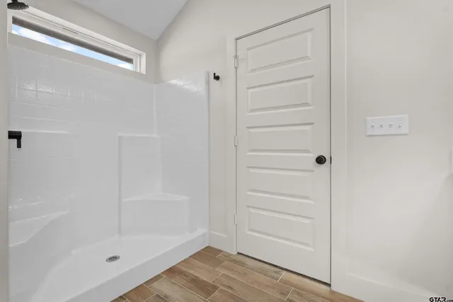 $321,000 | 16525 Crossing Circle, Lindale, TX 75771