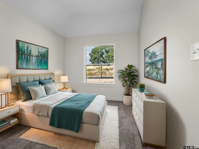 $321,000 | 16525 Crossing Circle, Lindale, TX 75771