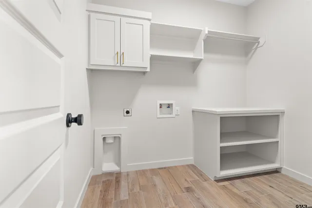 $321,000 | 16525 Crossing Circle, Lindale, TX 75771