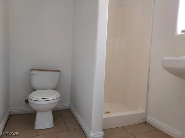 $1,595 | 6424 Hayden Peak Lane, Las Vegas, NV 89156