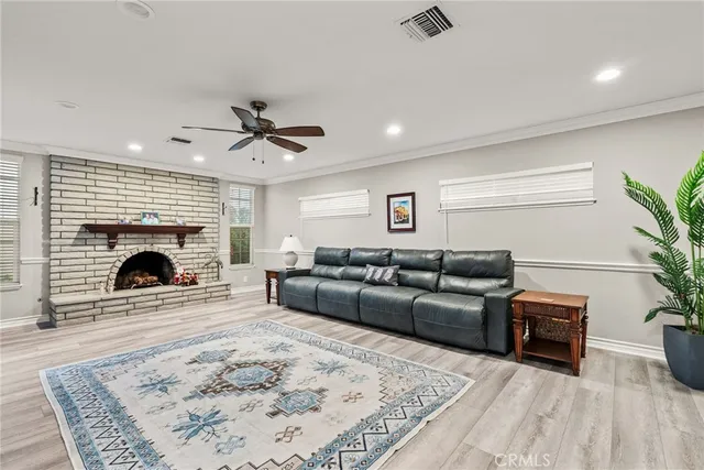 $999,000 | 5932 Eastbrook Avenue, Lakewood, CA 90713