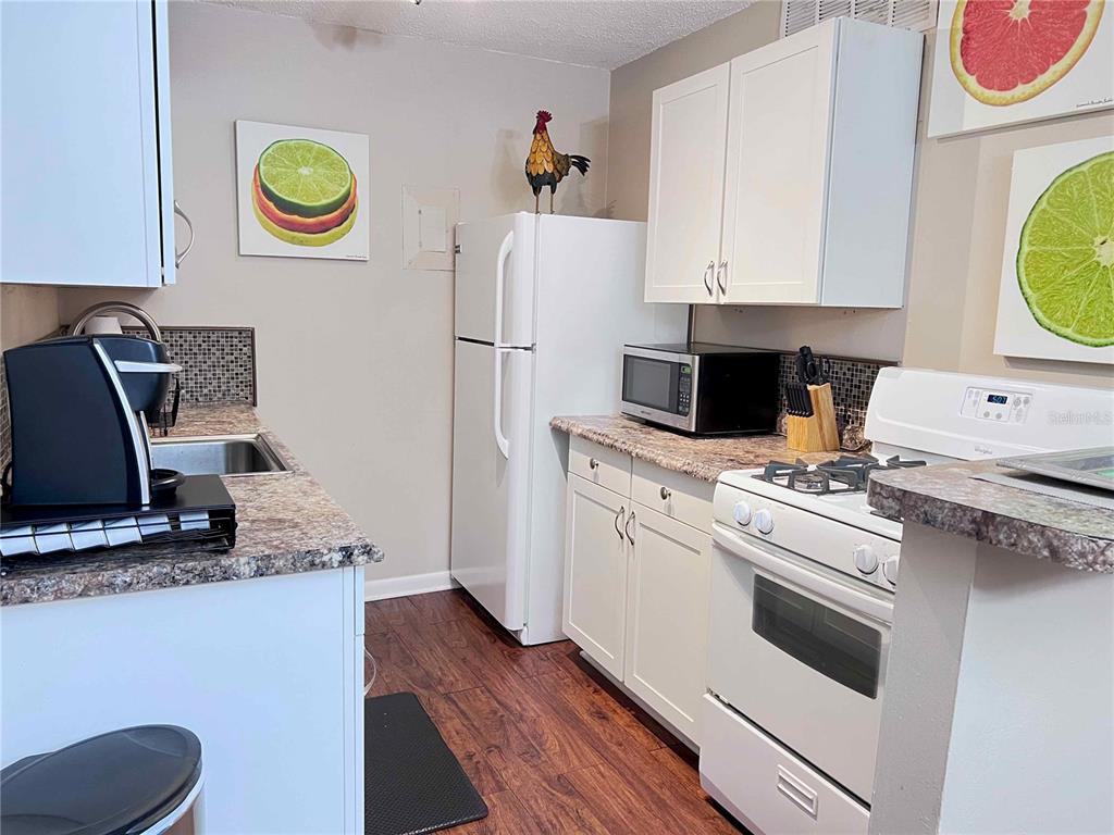 1700 Southwest 16th Court, Unit C26 Gainesville, FL 32608 - Photo 4 of 18