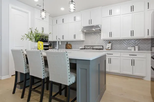 $535,000 | 910 Winter Cherry Lane, Haslet, TX 76052