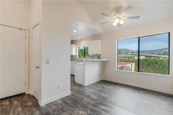 $460,000 | 2368 Archwood Lane, Unit 23, Simi Valley, CA 93063