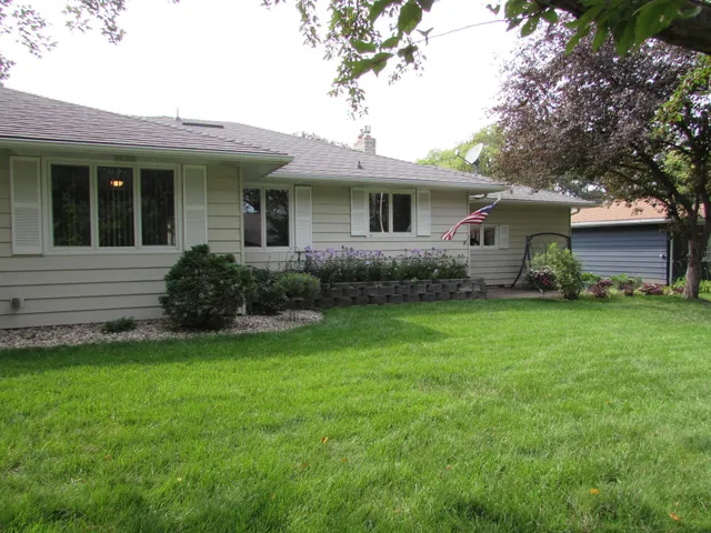 $325,000 | 1317 Beach Place, Fairmont, MN 56031