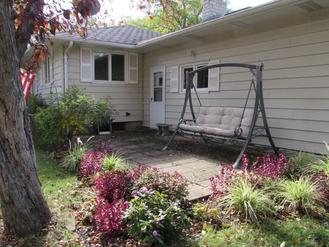 $325,000 | 1317 Beach Place, Fairmont, MN 56031