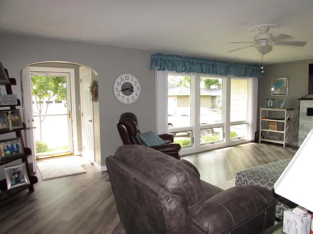 $325,000 | 1317 Beach Place, Fairmont, MN 56031