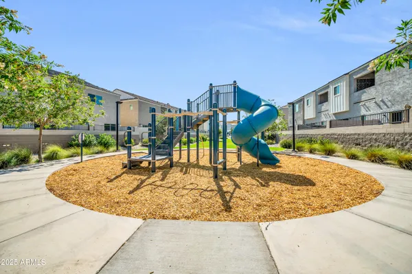 $1,999 | 8326 North 22nd Lane, Phoenix, AZ 85021