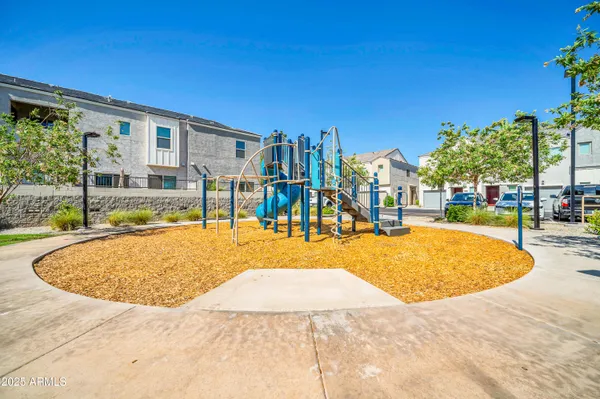 $1,999 | 8326 North 22nd Lane, Phoenix, AZ 85021