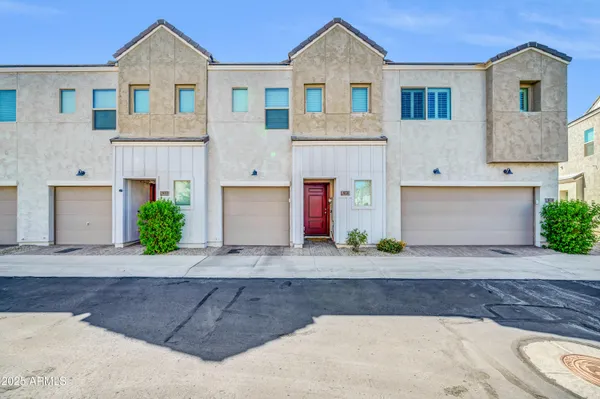 $1,999 | 8326 North 22nd Lane, Phoenix, AZ 85021