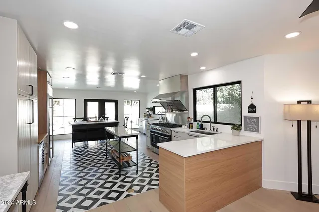 $15,000 | 7330 East Las Palmaritas Drive, Scottsdale, AZ 85258