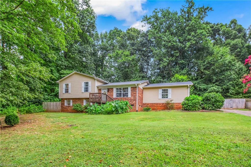 878 Quail Road Lexington, NC 27292 - Photo 1 of 27 Gallery Image 1
