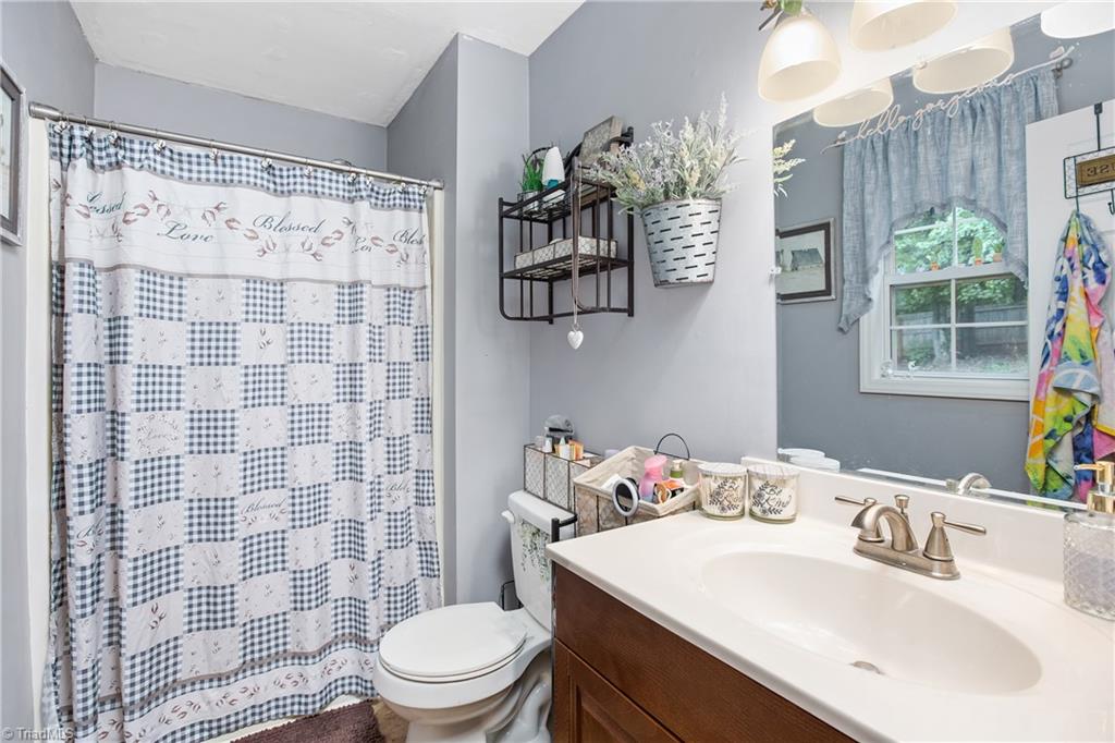 878 Quail Road Lexington, NC 27292 - Photo 16 of 27 Gallery Image 16