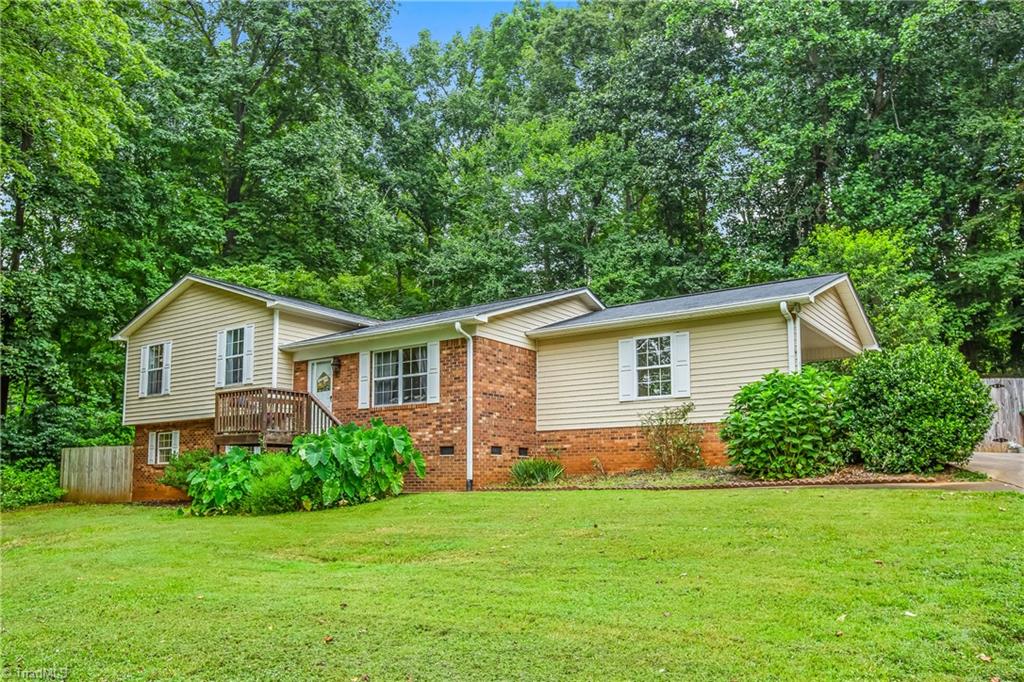 878 Quail Road Lexington, NC 27292 - Photo 2 of 27 Gallery Image 2