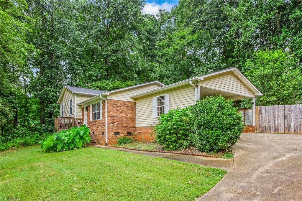 878 Quail Road Lexington, NC 27292 - Photo 3 of 27 Gallery Image 3