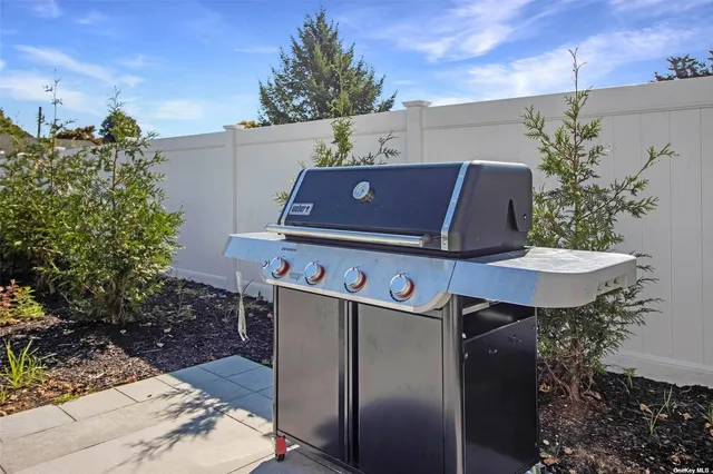 a view of outdoor space with stove sitting space