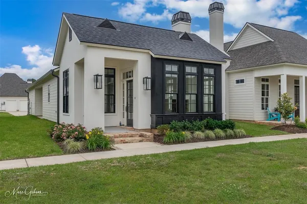 $449,500 | 2232 Fairwoods Drive, Shreveport, LA 71106