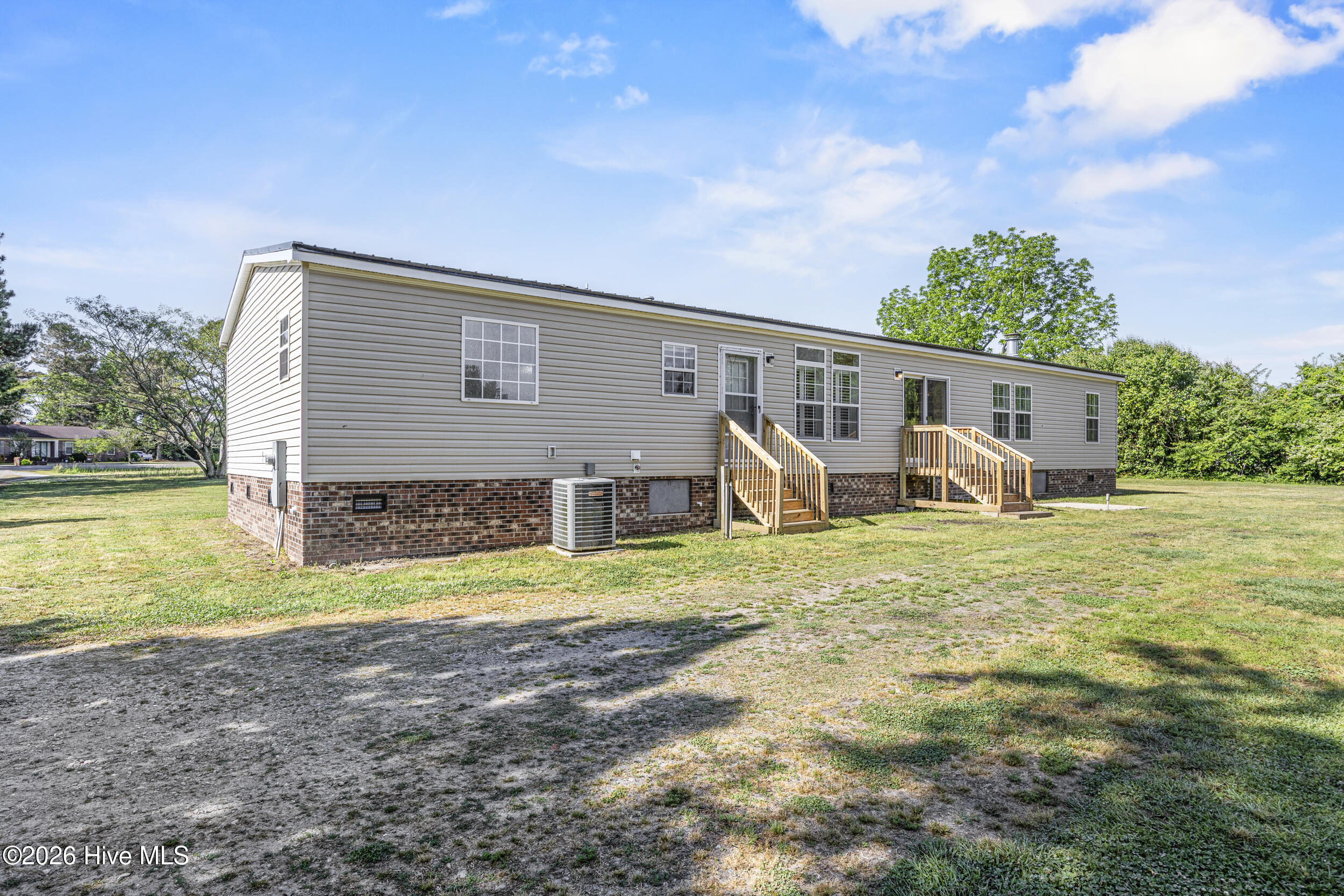 2041 Bay Road Willard, NC 28478 - Photo 21 of 29 34_back exterior