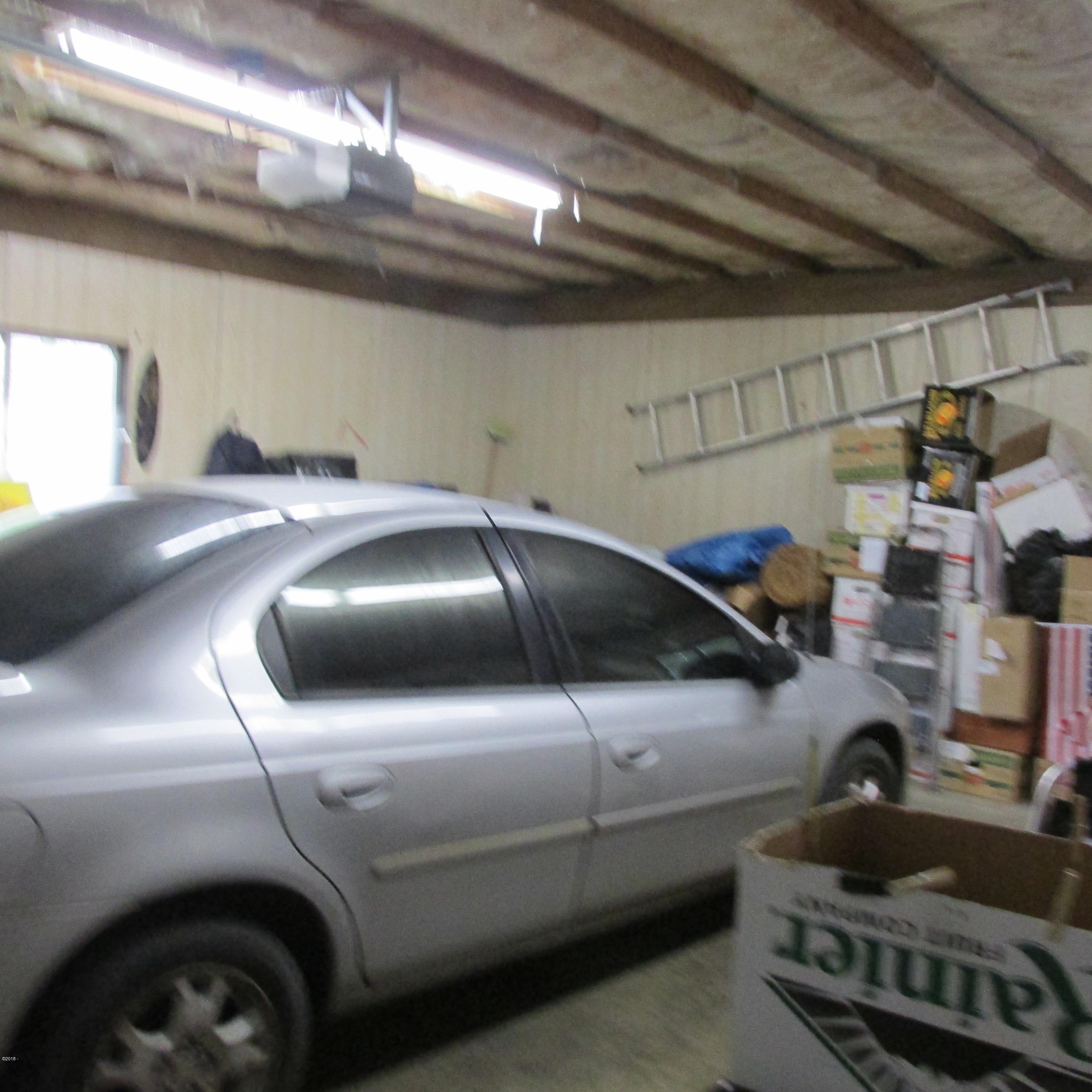 104 Springhill Road Yachats, OR 97498 - Photo 14 of 18 Garage