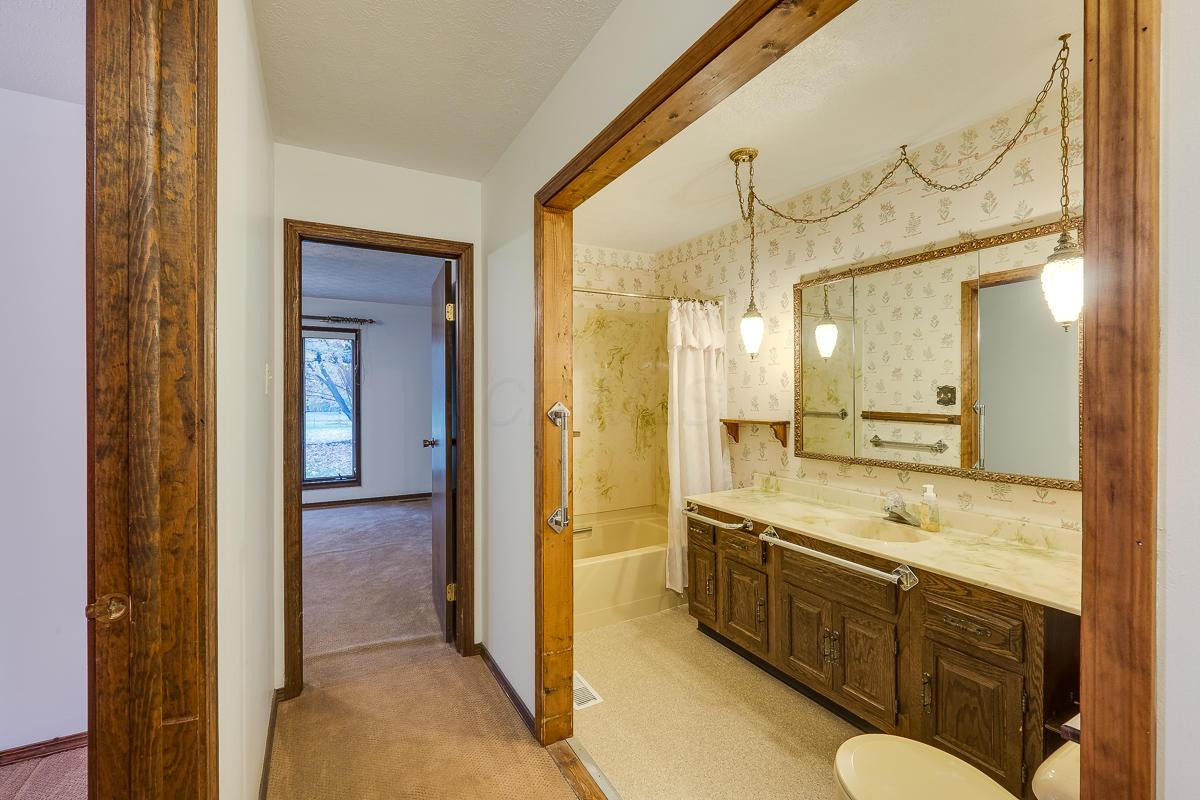 6243 Clover Valley Road Johnstown, OH 43031 - Photo 26 of 63