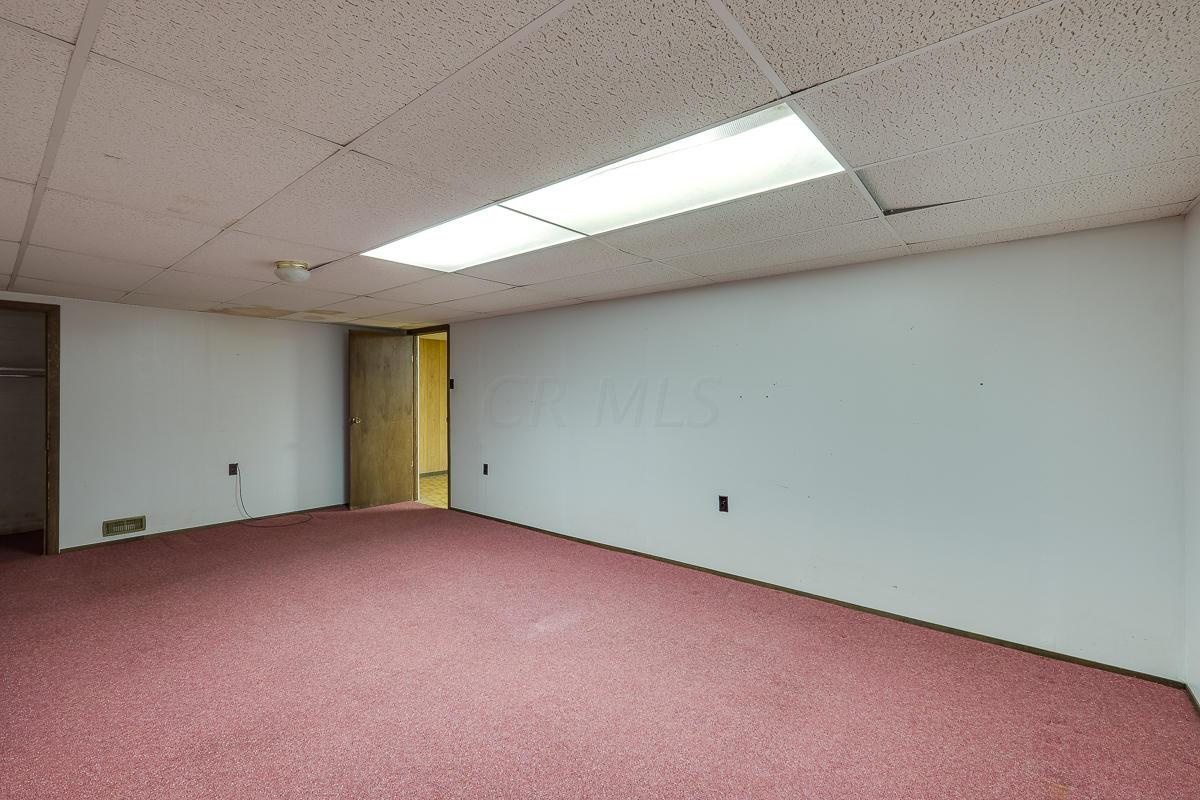 6243 Clover Valley Road Johnstown, OH 43031 - Photo 40 of 63