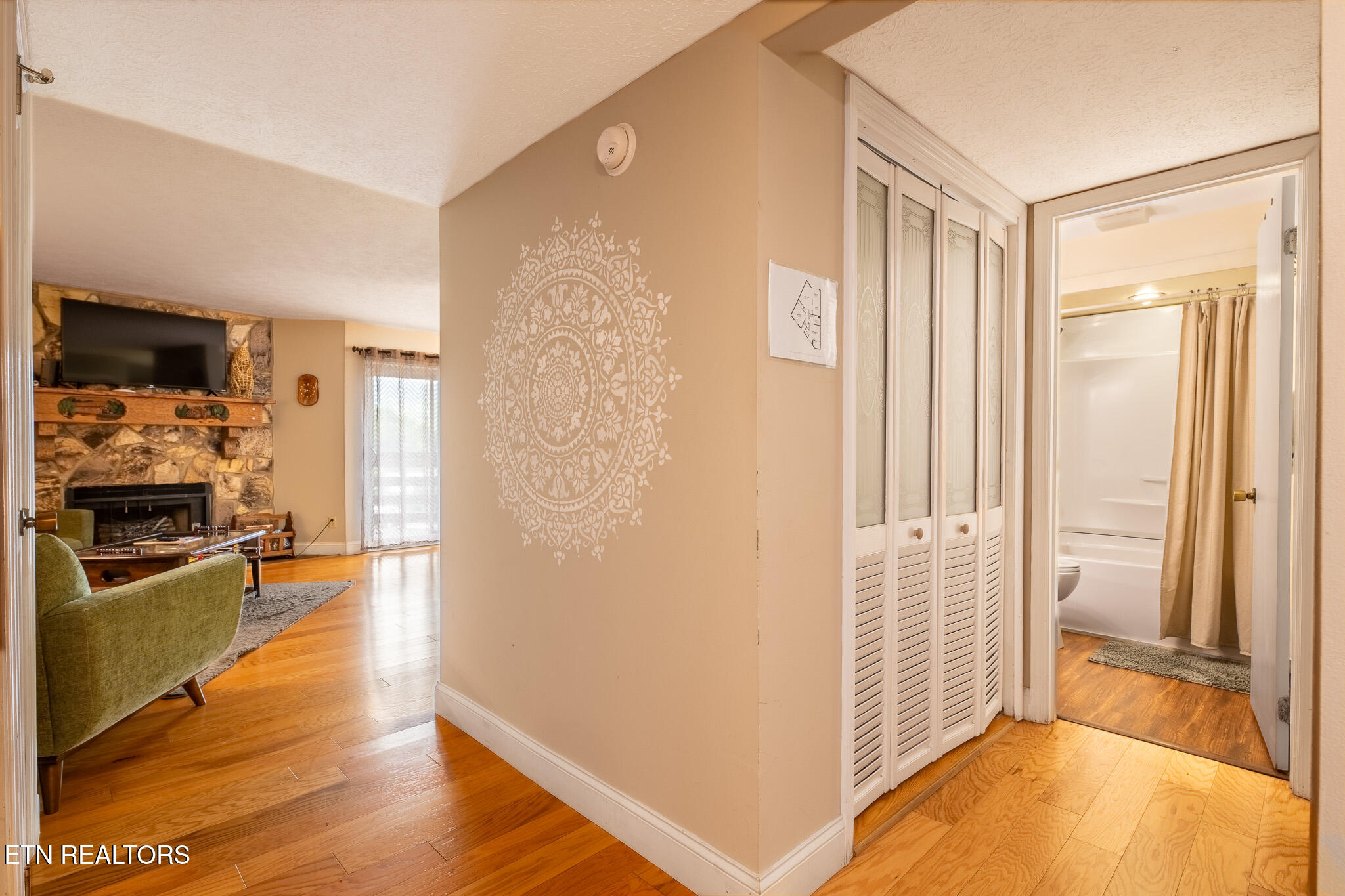 616 Turkey Nest Road, Unit 206 Gatlinburg, TN 37738 - Photo 21 of 24 DSC_4961-HDR