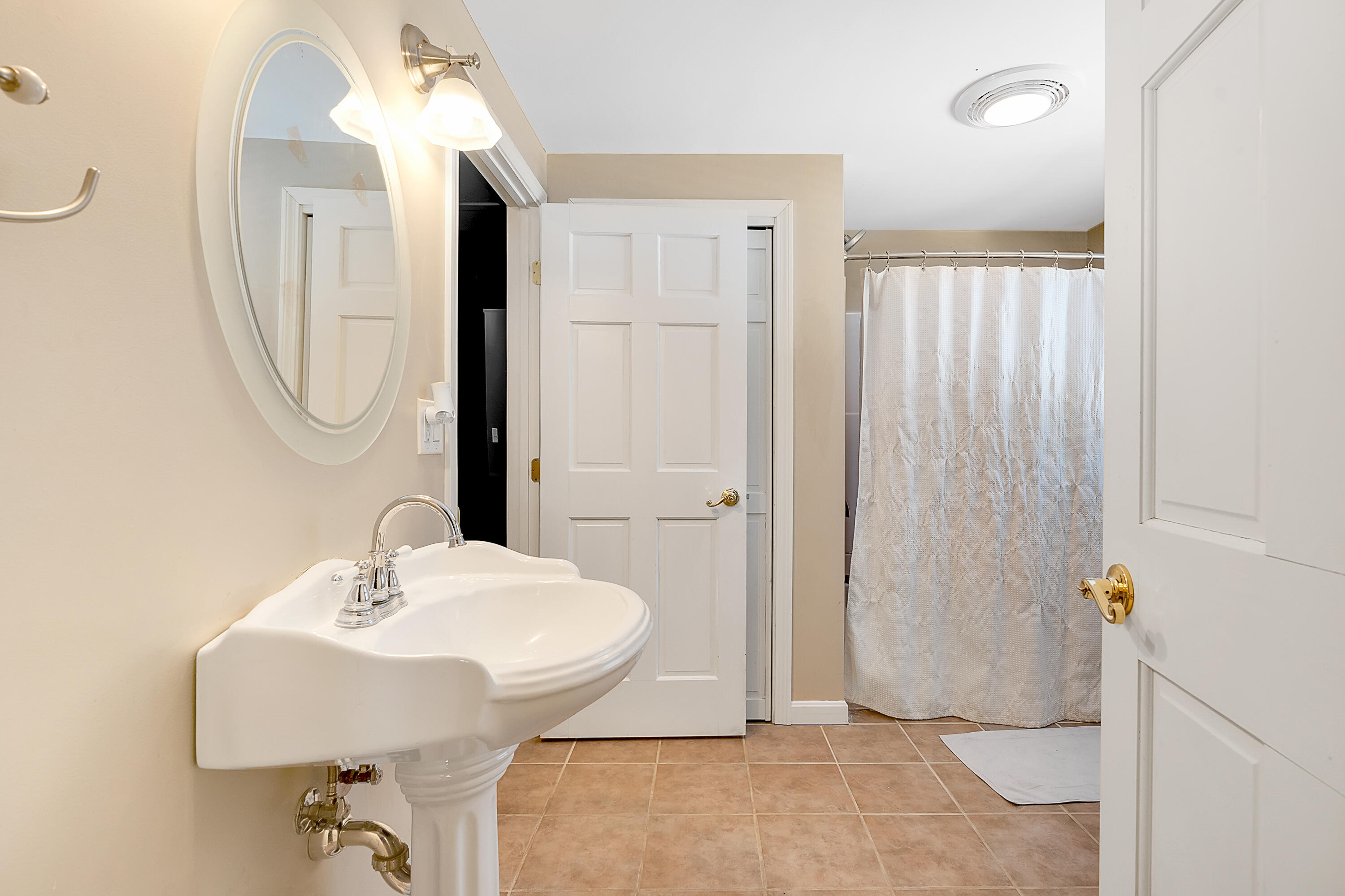 123 Holmes Road Scarborough, ME 04074 - Photo 45 of 57 123Holmes-47