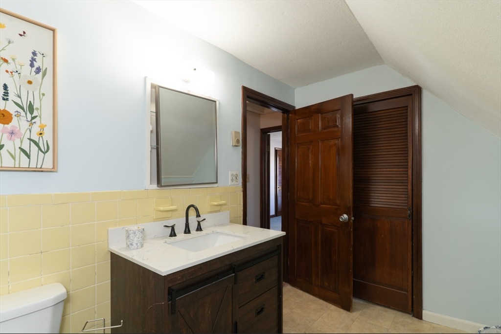 2 Monson Road Wales, MA 01081 - Photo 16 of 28