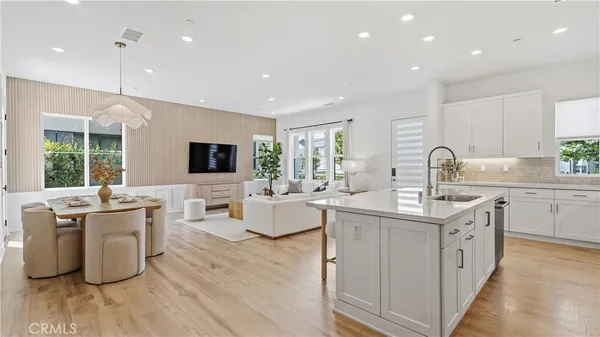 $1,850,000 | 9327 Astor, Irvine, CA 92618