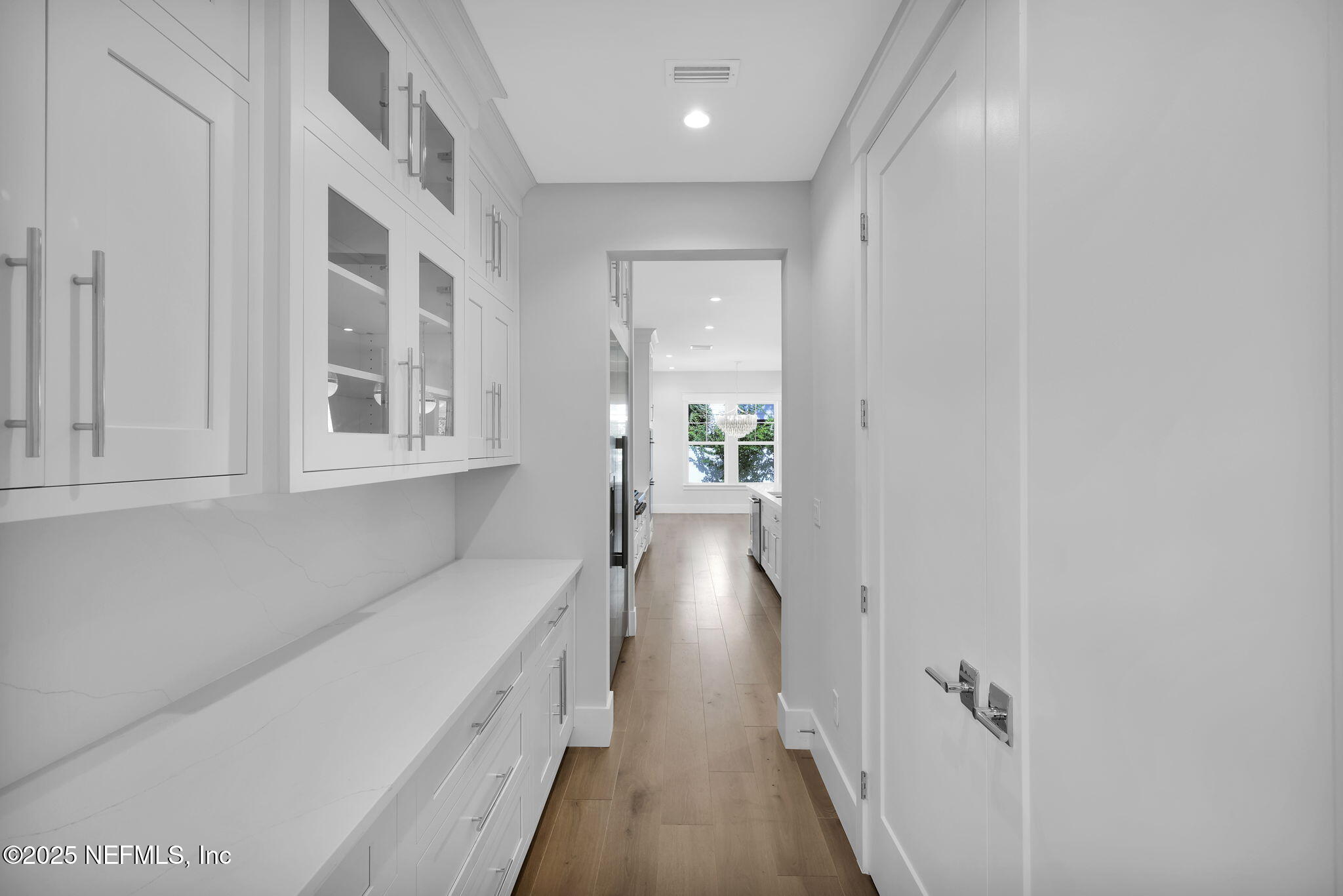 142 Ocean Boulevard Atlantic Beach, FL 32233 - Photo 11 of 53 5