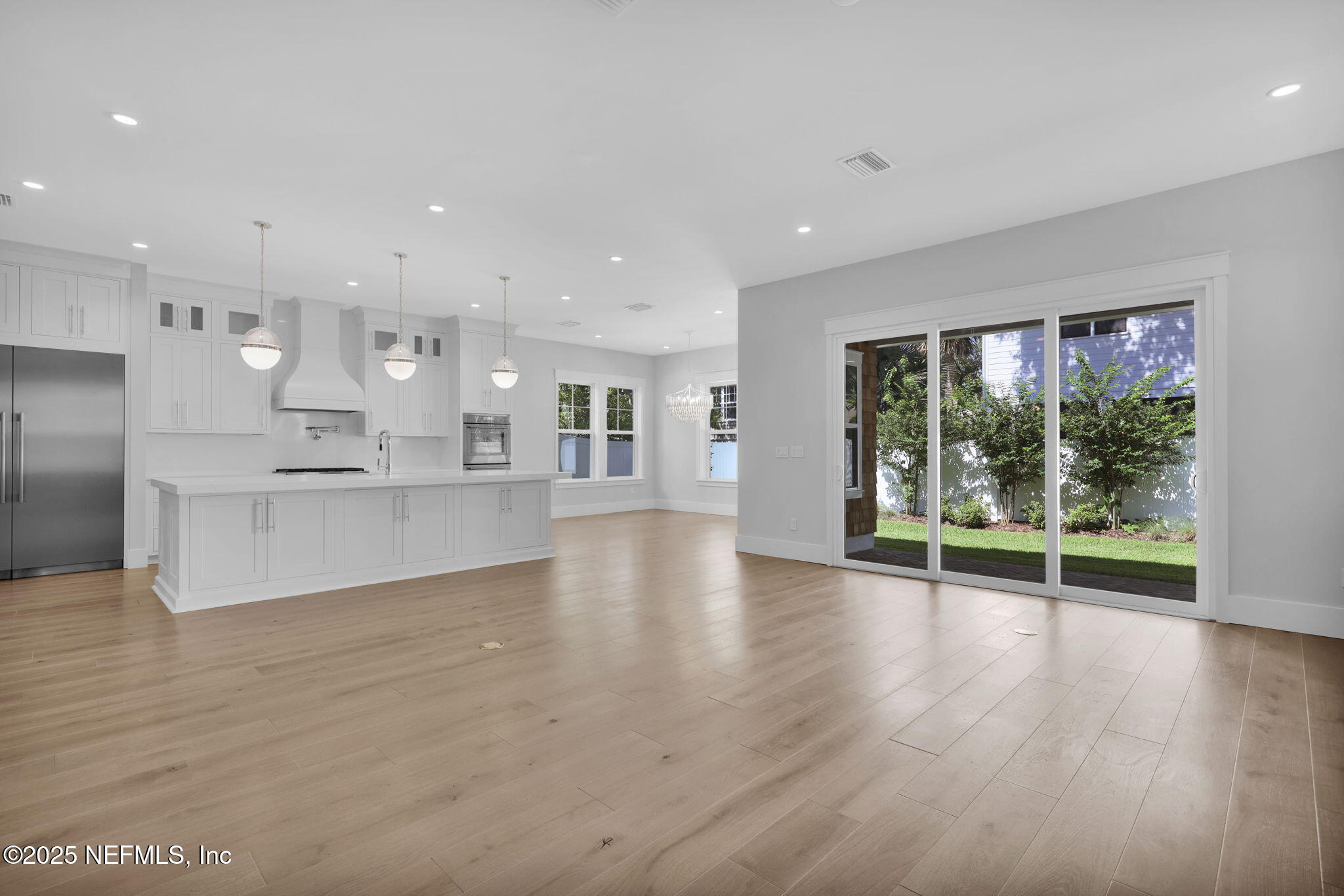 142 Ocean Boulevard Atlantic Beach, FL 32233 - Photo 23 of 53 16