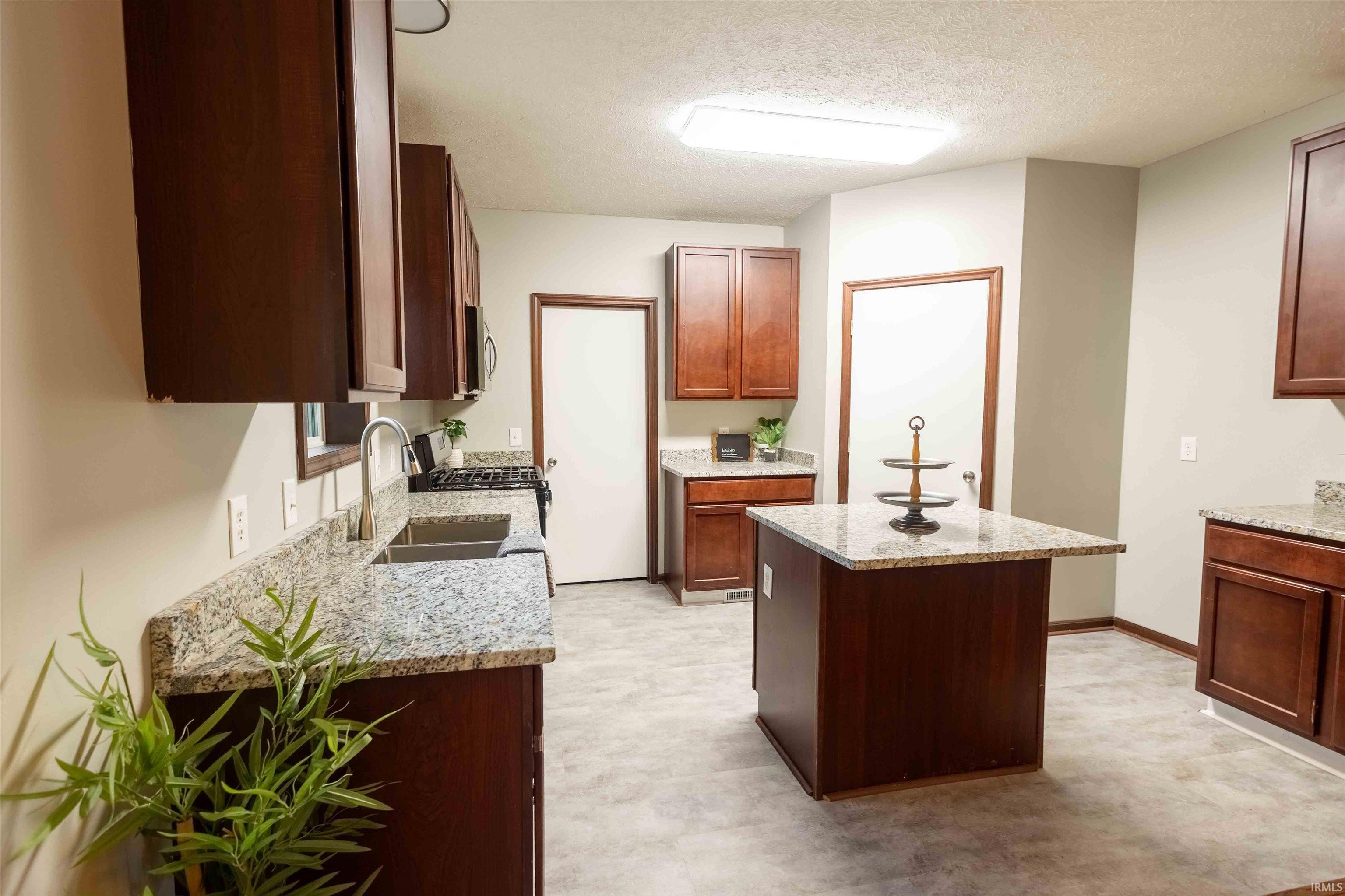 2310 South Madison Street Bloomington, IN 47403 - Photo 10 of 25