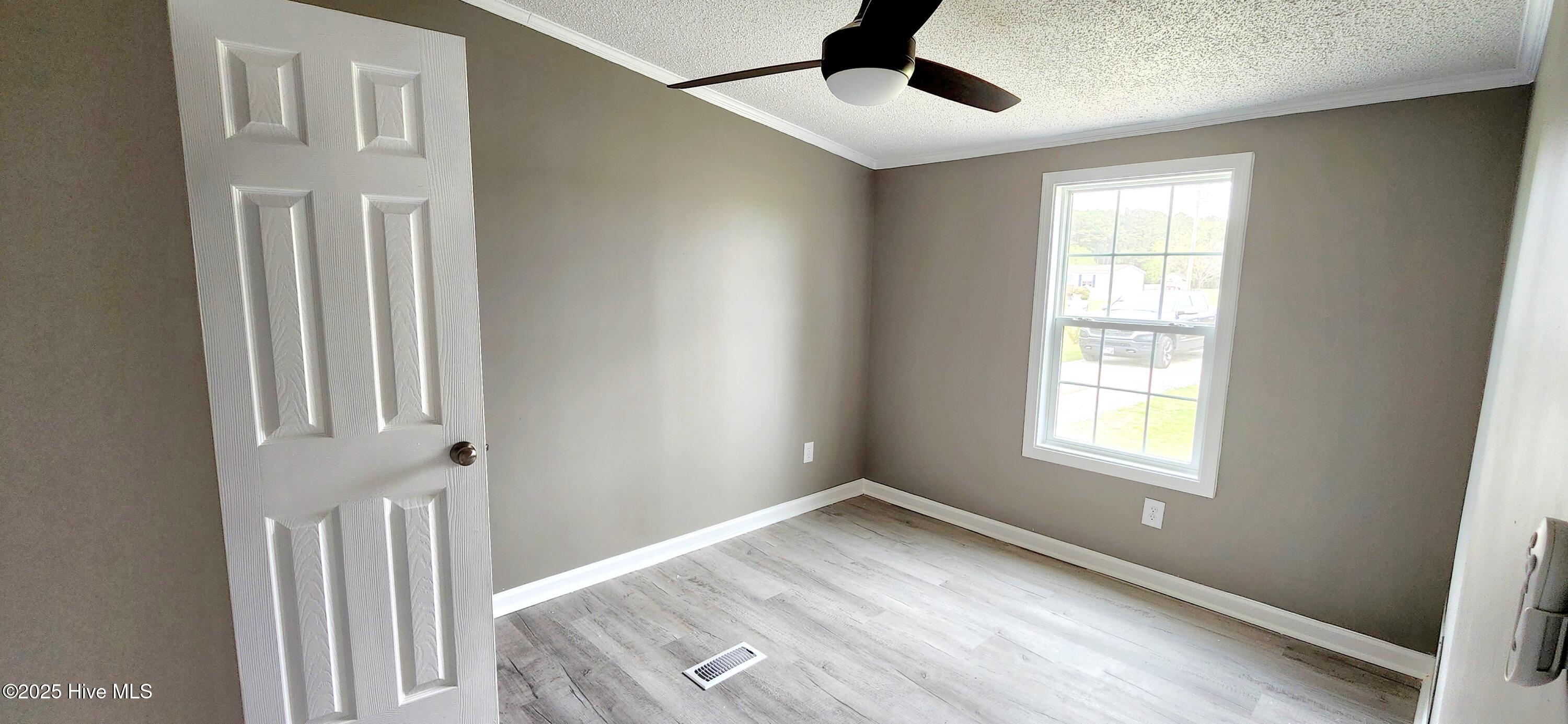 8126 Tedder Road Lucama, NC 27851 - Photo 22 of 31 20250402_123735