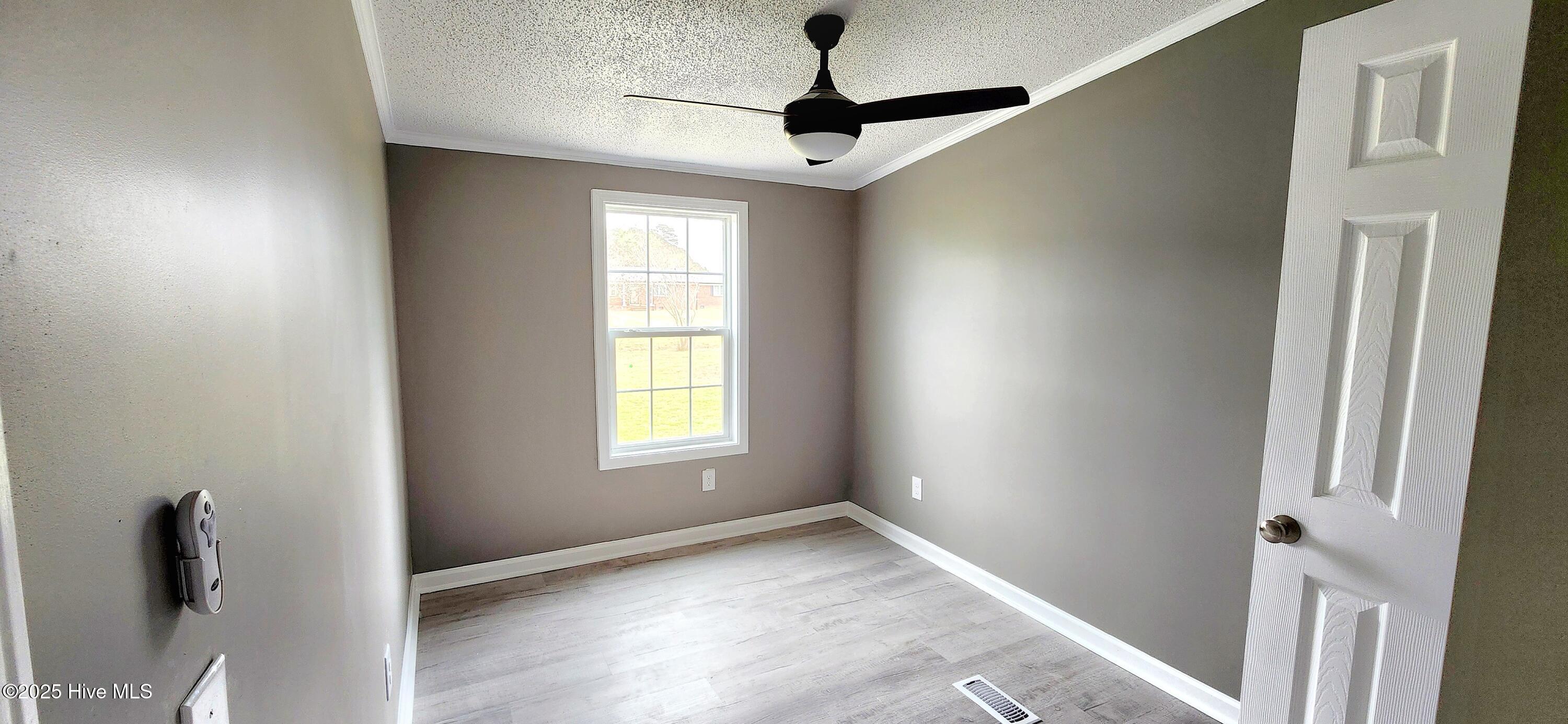 8126 Tedder Road Lucama, NC 27851 - Photo 23 of 31 20250402_123747