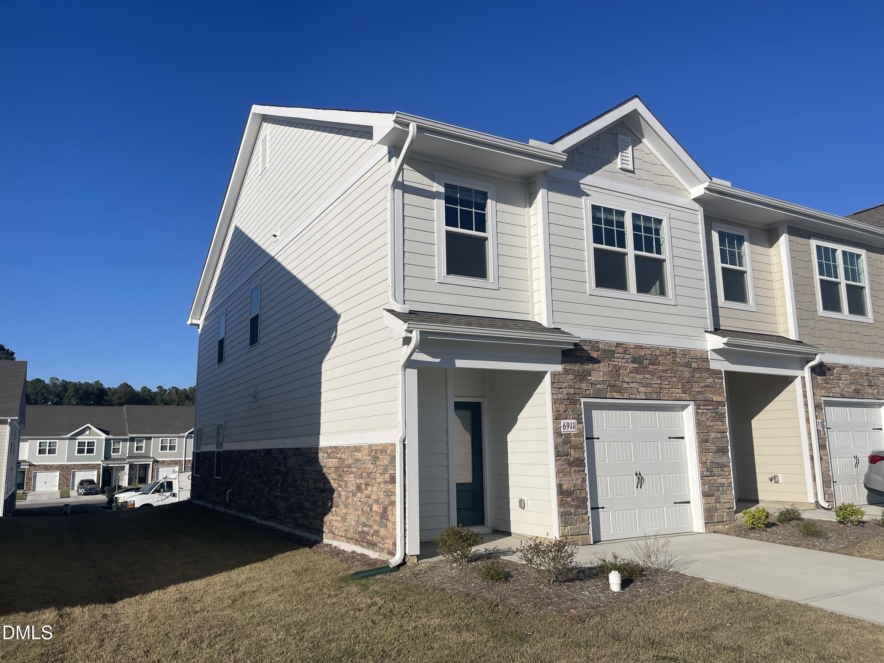 6911 Outfall Point Lane Raleigh, NC 27616 - Photo 2 of 34 IMG_2518