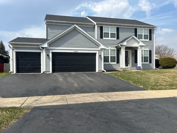 $489,900 | 1709 Wick Way, Montgomery, IL 60538