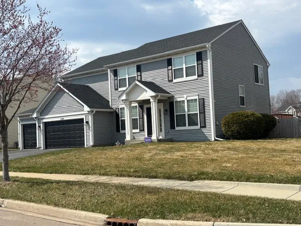 $489,900 | 1709 Wick Way, Montgomery, IL 60538