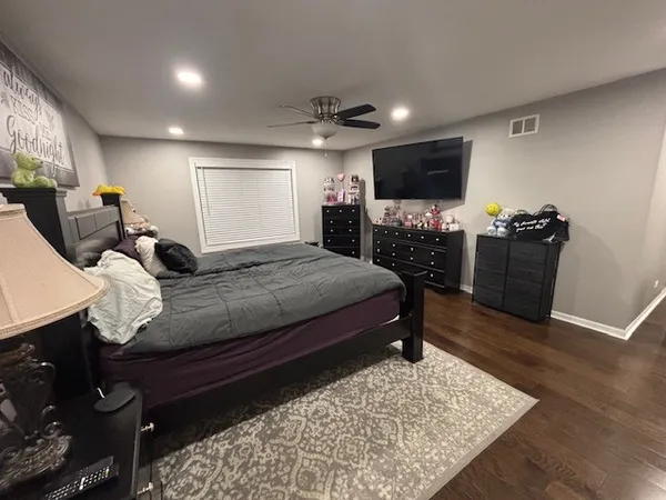 $489,900 | 1709 Wick Way, Montgomery, IL 60538