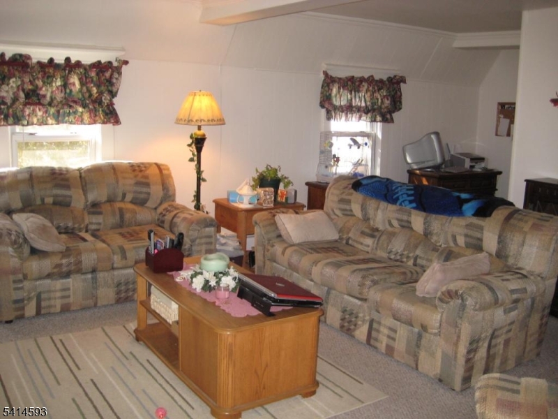 71 Main Street Succasunna, NJ 07876 - Photo 5 of 8