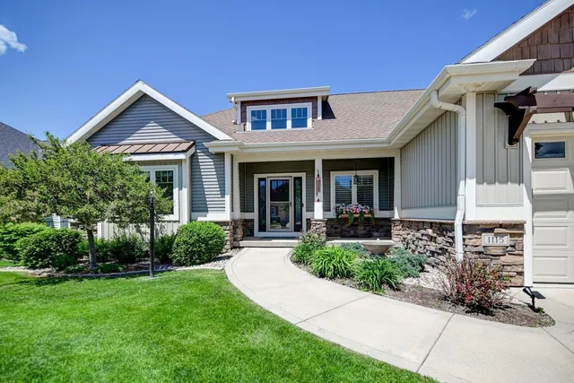 $949,900 | 1115 Ireland Drive, Waunakee, WI 53597