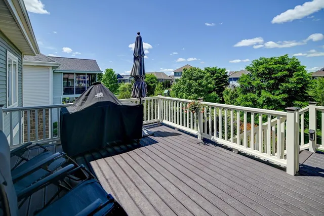 $949,900 | 1115 Ireland Drive, Waunakee, WI 53597